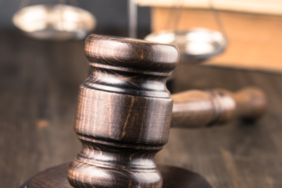 Medium courtgavelscales062348