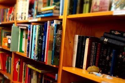 Medium library kids 281000 29