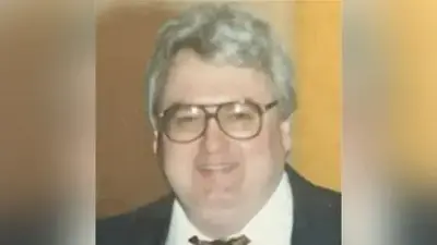 Medium edward j glos