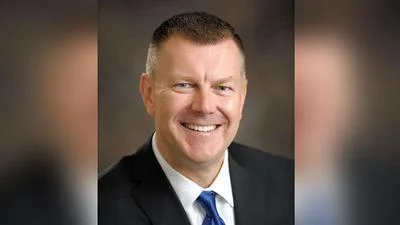 Medium v1or0z3r097s0kstjezjasac91sd