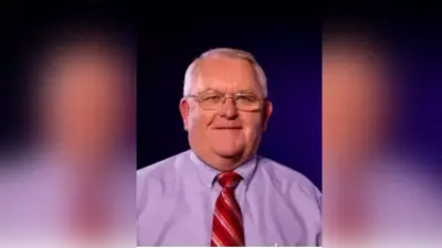 Medium timothy nugent mayor monteno