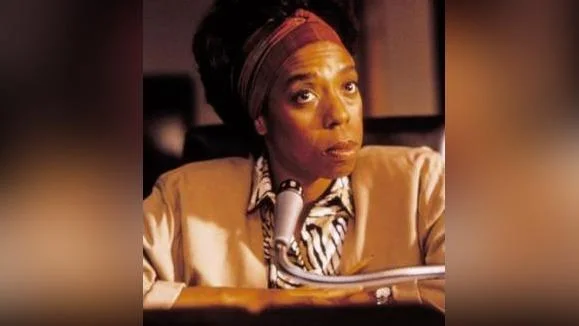 Lynne Thigpen American Stage & Screen Actress Lynne Thigpen American Stage & Screen Actress