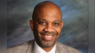 Medium vej35ykpbsg1g65tdu1k00exhxlr