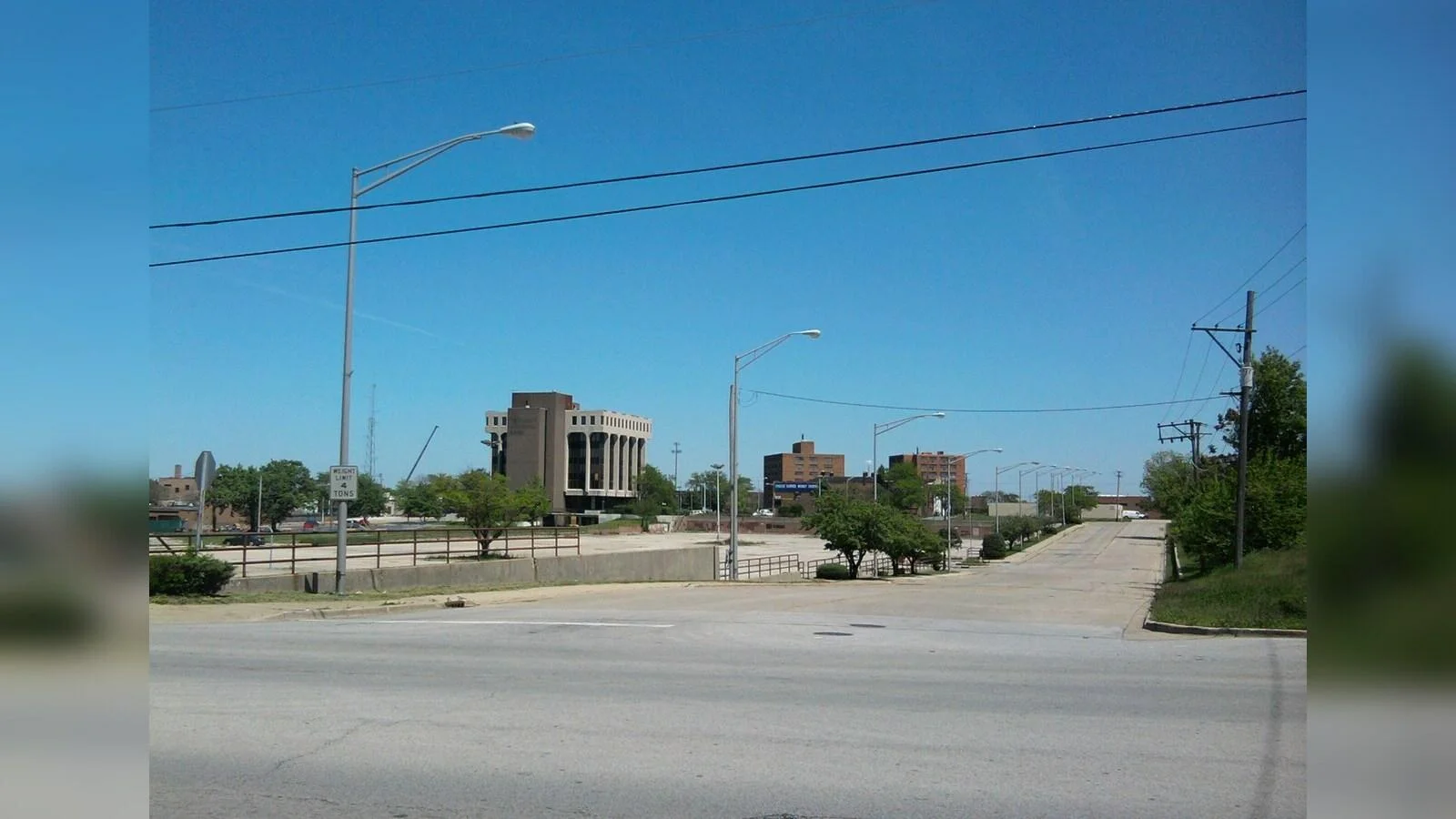 FOIA request sent to City of Chicago Heights regarding new or amended contracts on December 9, 2025