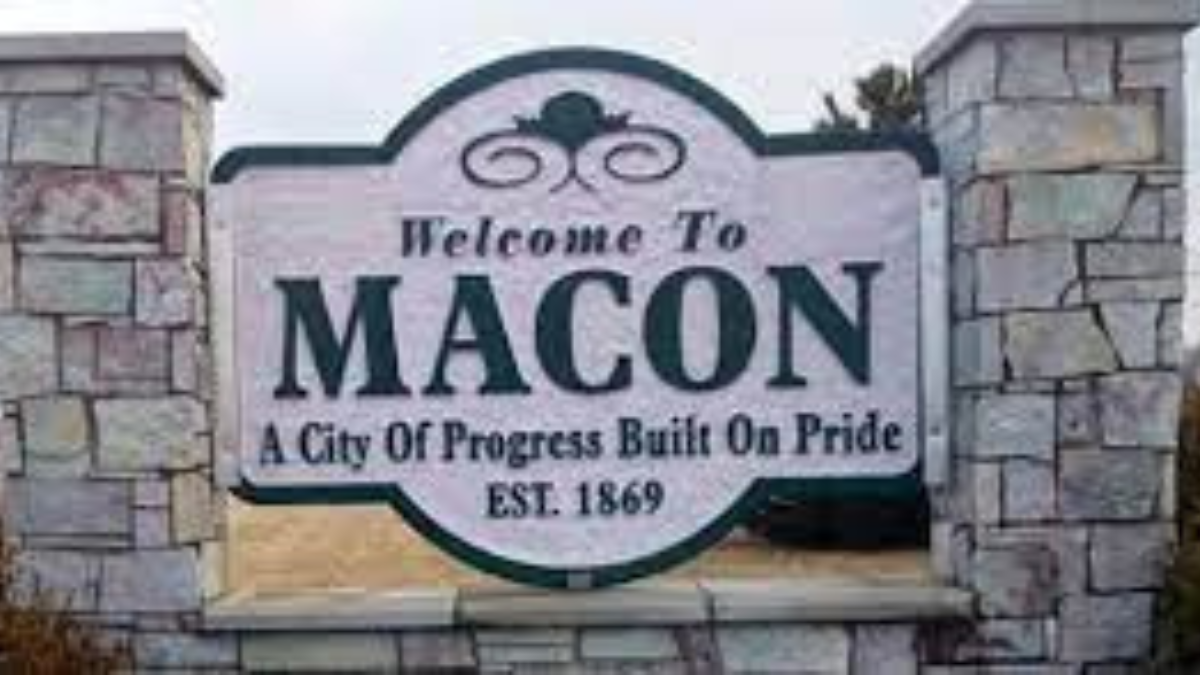 City of Macon City Council met Sept. 9