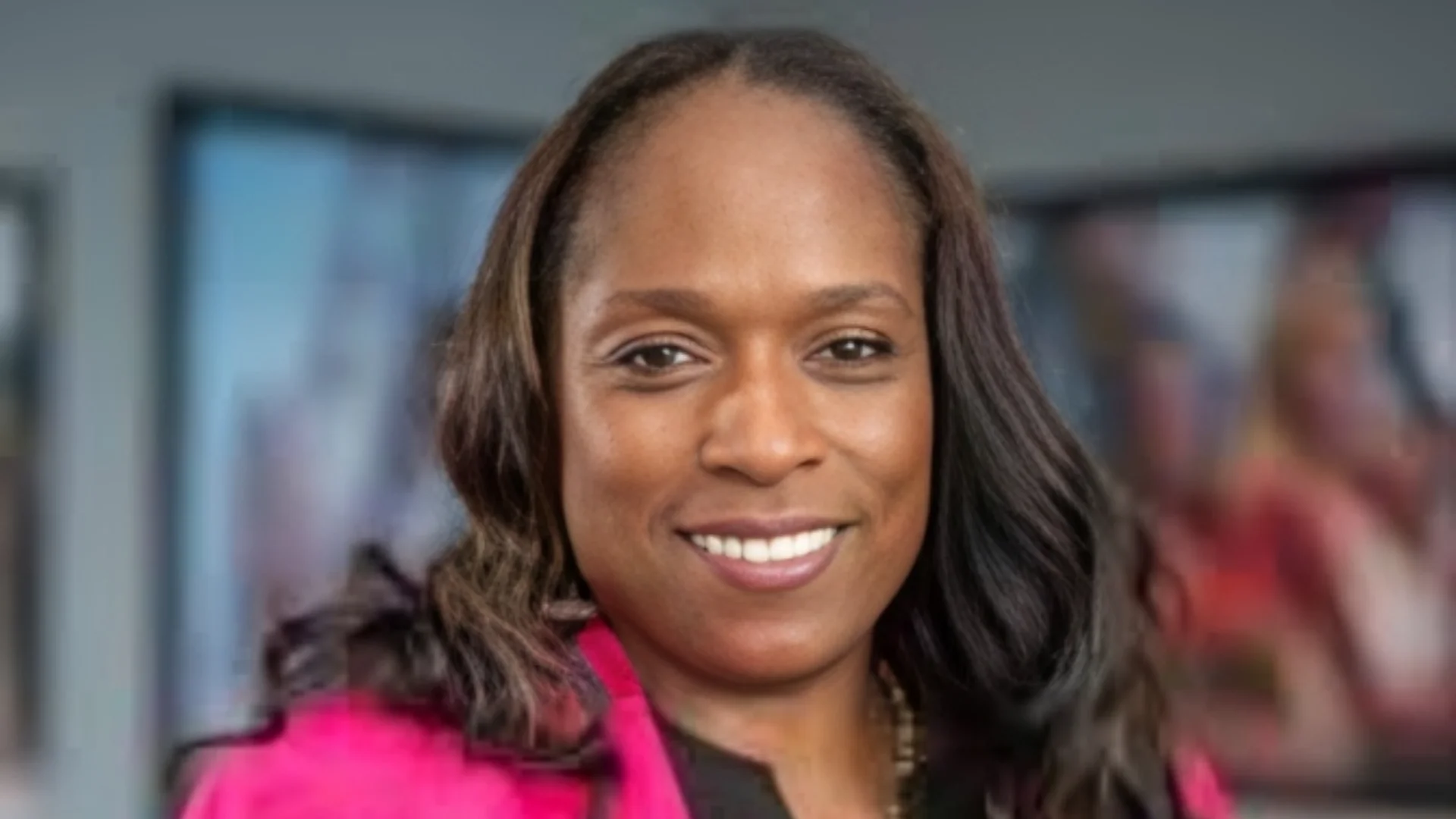 Cassaundra Rouse Executive Director at Illinois Tollway