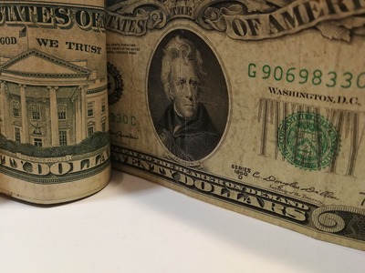 Medium 1000money
