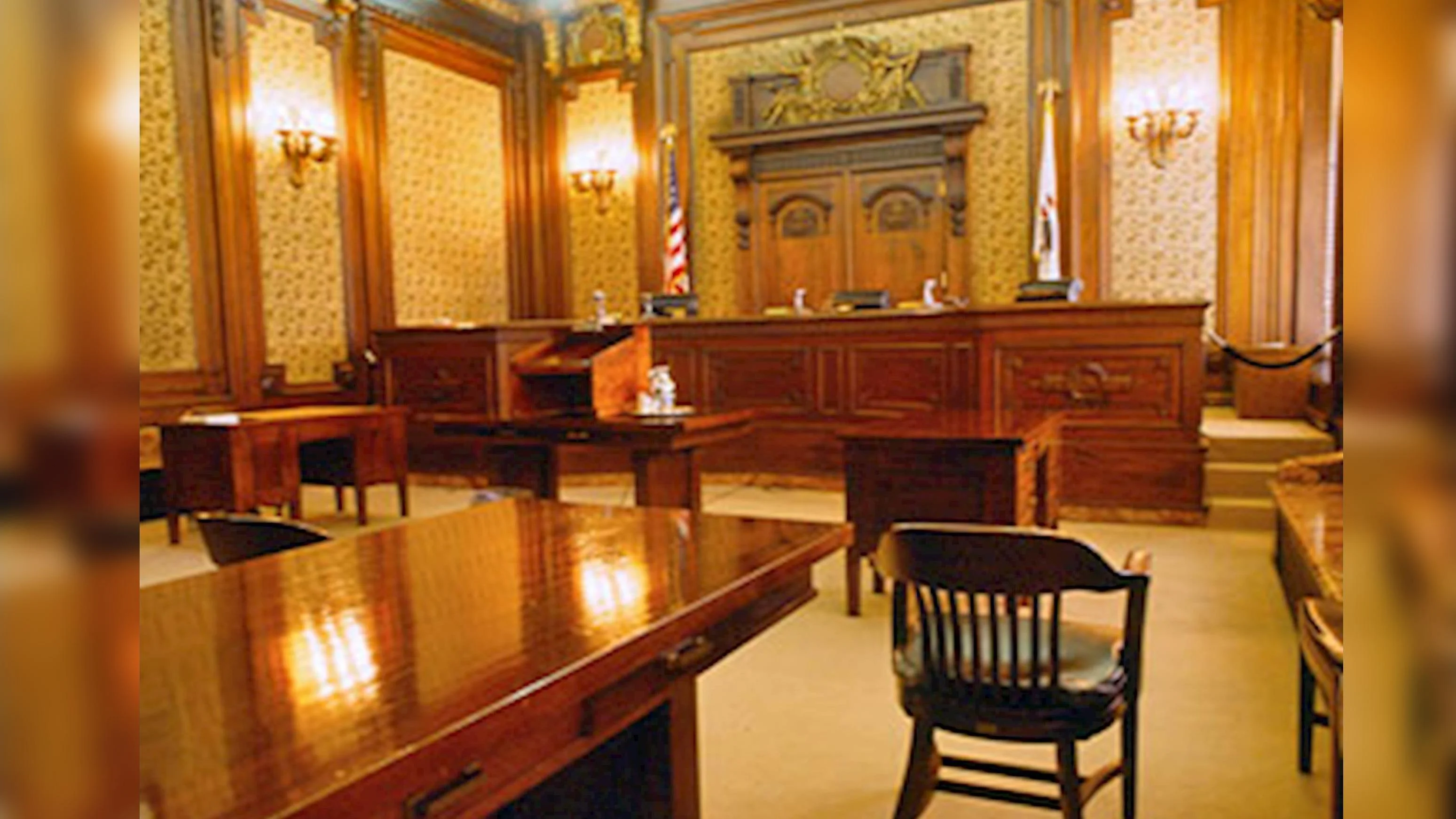 Illinois Supreme Courtroom