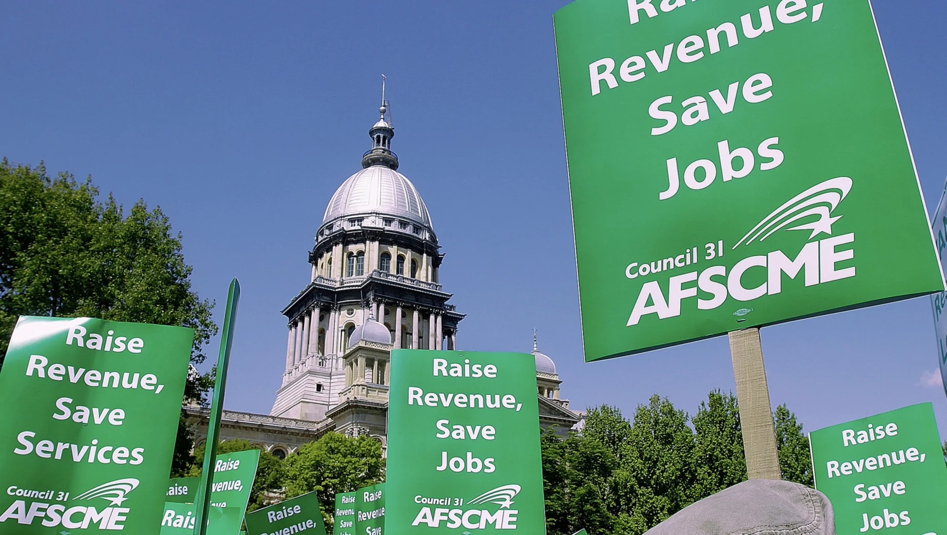 AFSCME Council 31, which represents more than 90,000 public-sector workers statewide, is hosting an immigration response training scheduled for Jan. 27 in Burr Ridge.