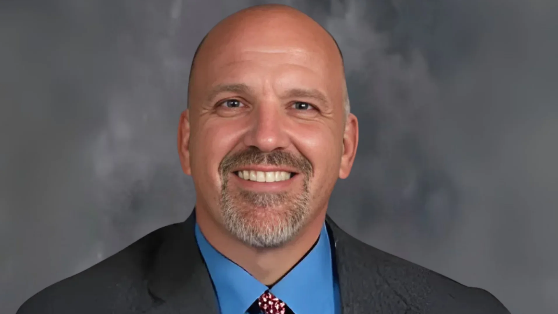 Tom Chiles, Superintendent at Lena-Winslow Community Unit School District 202
