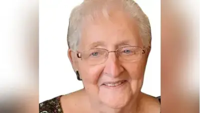 Medium arleen m manning