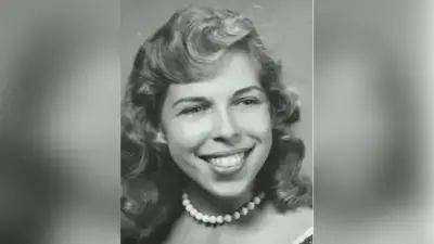 Medium blanche m schilling