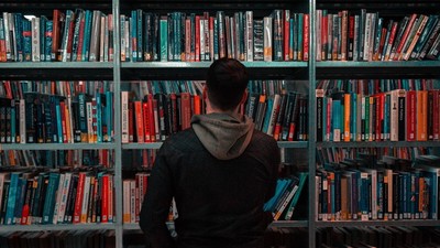 Medium library 1200