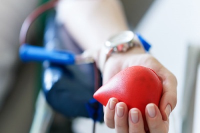 Medium donateblood700