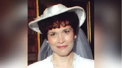 Medium donna l farber