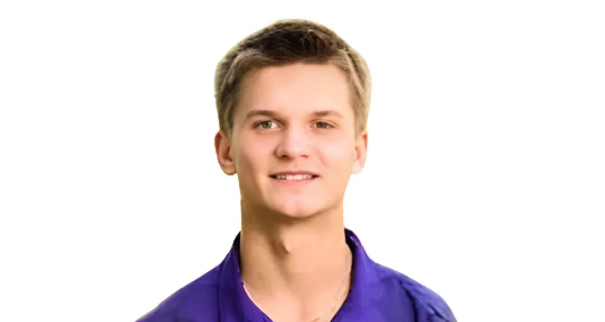 Avery Erickson, Cross Country Player Avery Erickson, Cross Country Player