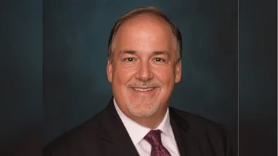 Commissioner Sean Morrison discusses Illinois taxes and Chicago leadership on social media