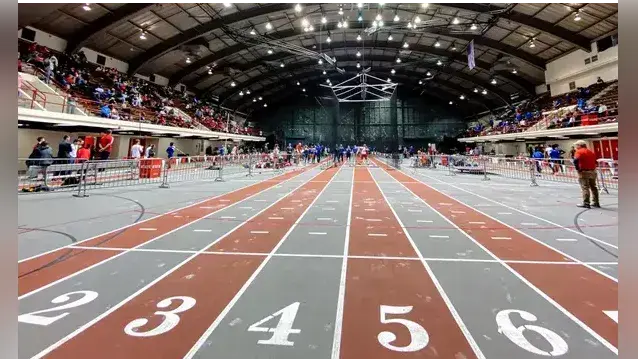 Illinois State names gymnasium after Doug and Kathy Collins following continued support