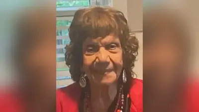 Medium dora