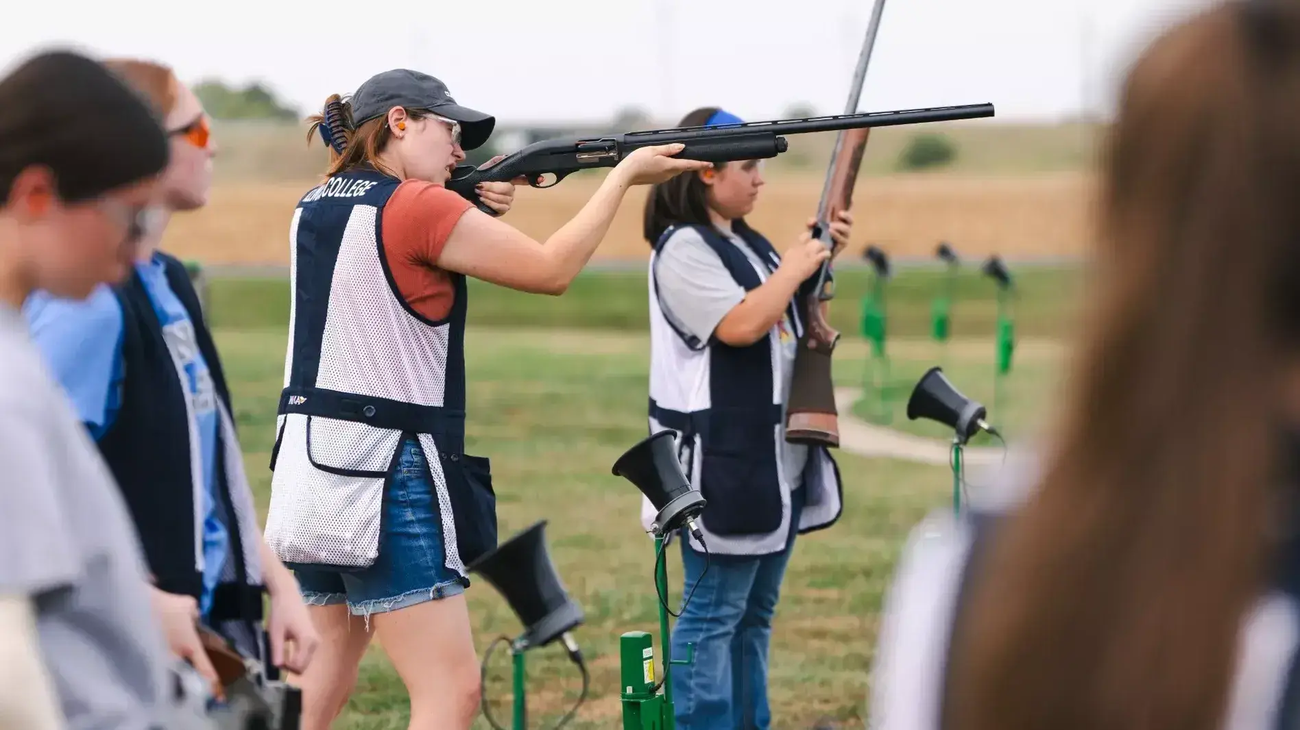 Stuckemeyer leads Illinois College clay target team with perfect trap round