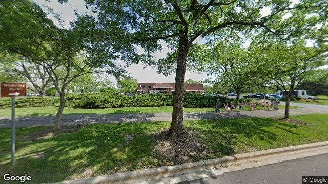 311 Edgewater Drive, Bloomingdale, IL 60108
