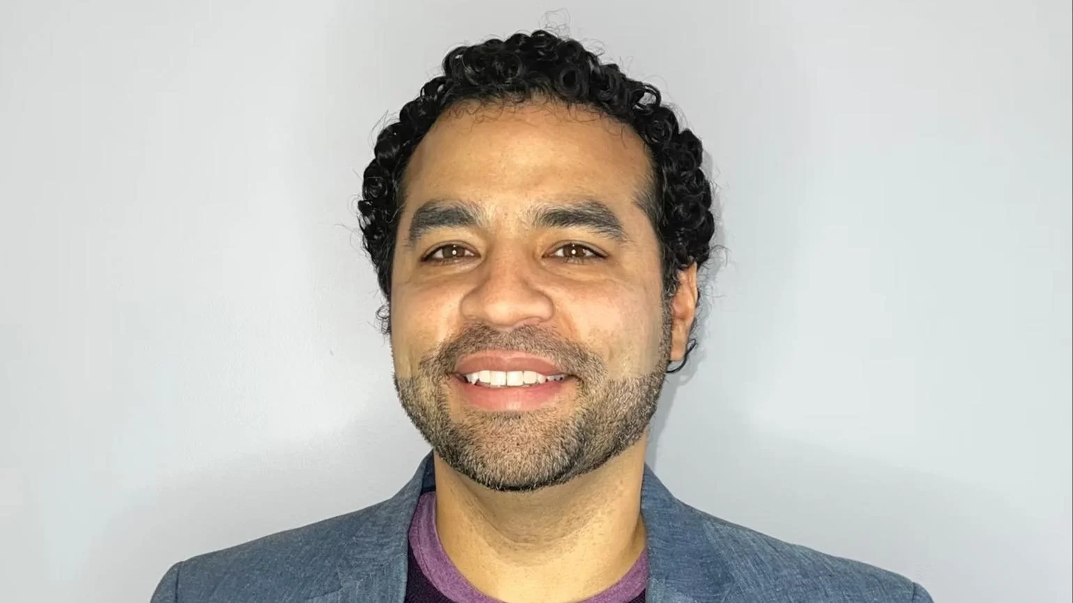 Chicago man starts new career through clean energy training program