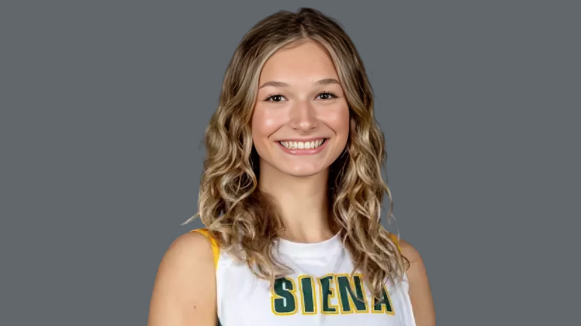 Gabby Wire Student Athlete at Siena University