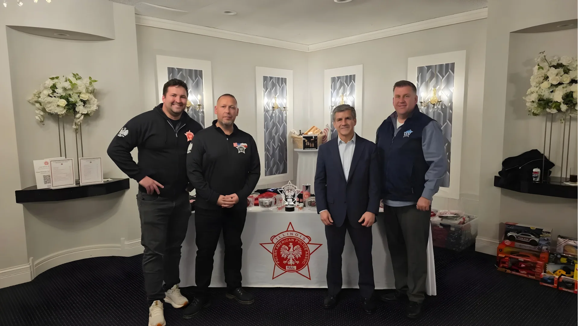Ted Dabrowski at the Polish American Police Association Meeting Jolly Inn Restaurant & Banquet Hall Ted Dabrowski at the Polish American Police Association Meeting Jolly Inn Restaurant & Banquet Hall