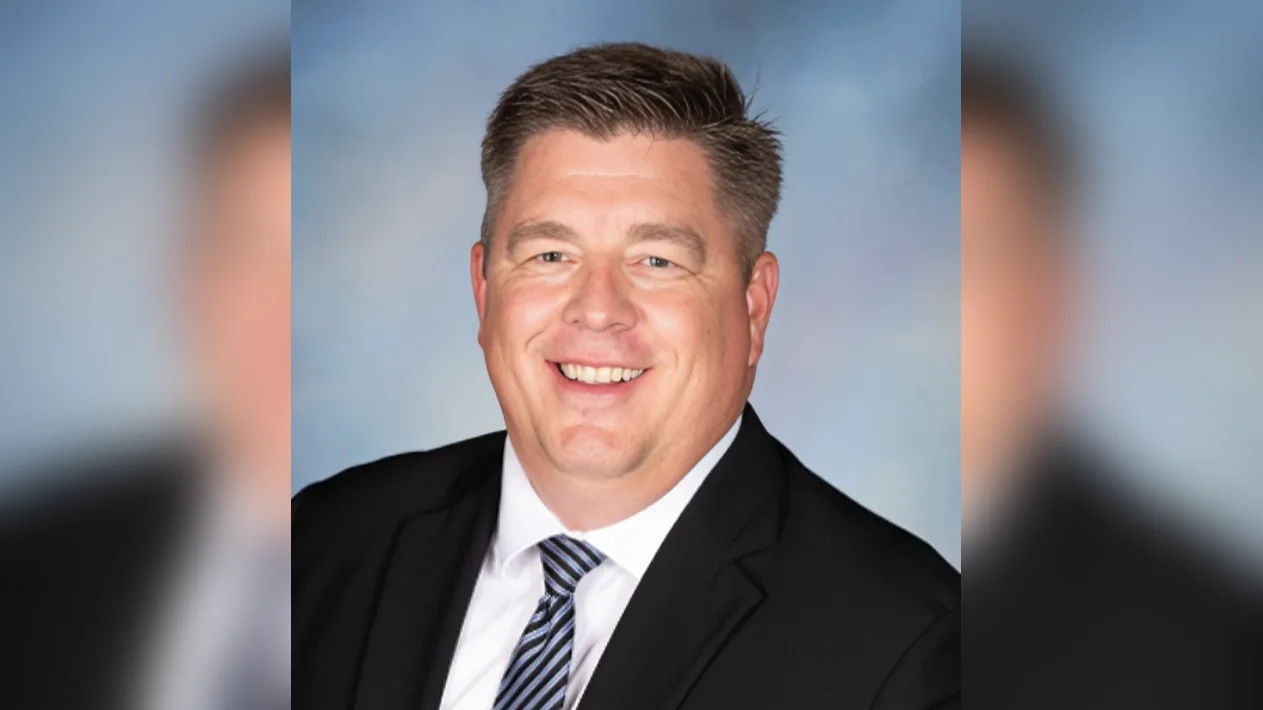 Joseph Skarbek Associate Principal