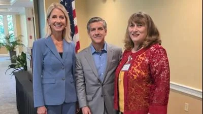 Gubernatorial Candidate Ted Dabrowski pictured with Congresswoman Mary Miller and Sangamon County Republican Chair Dianne Bargbouti-Hardwick