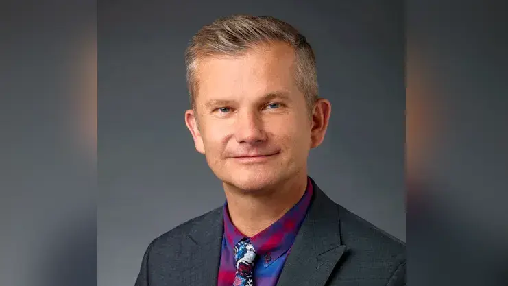 Thorsten Lumbsch Vice President, Science; Curator, Lichenized Fungi