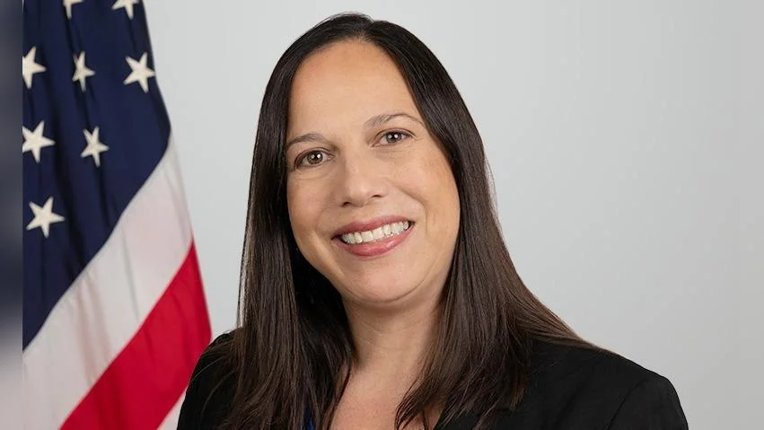 DA, Elizabeth Jungman, J.D., M.P.H. Chief of Staff of the FDA DA, Elizabeth Jungman, J.D., M.P.H. Chief of Staff of the FDA