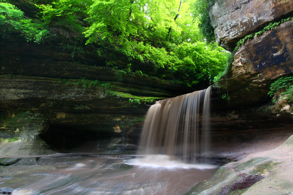 Shutterstock state park il starvedrock