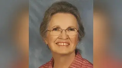 Medium leona kester
