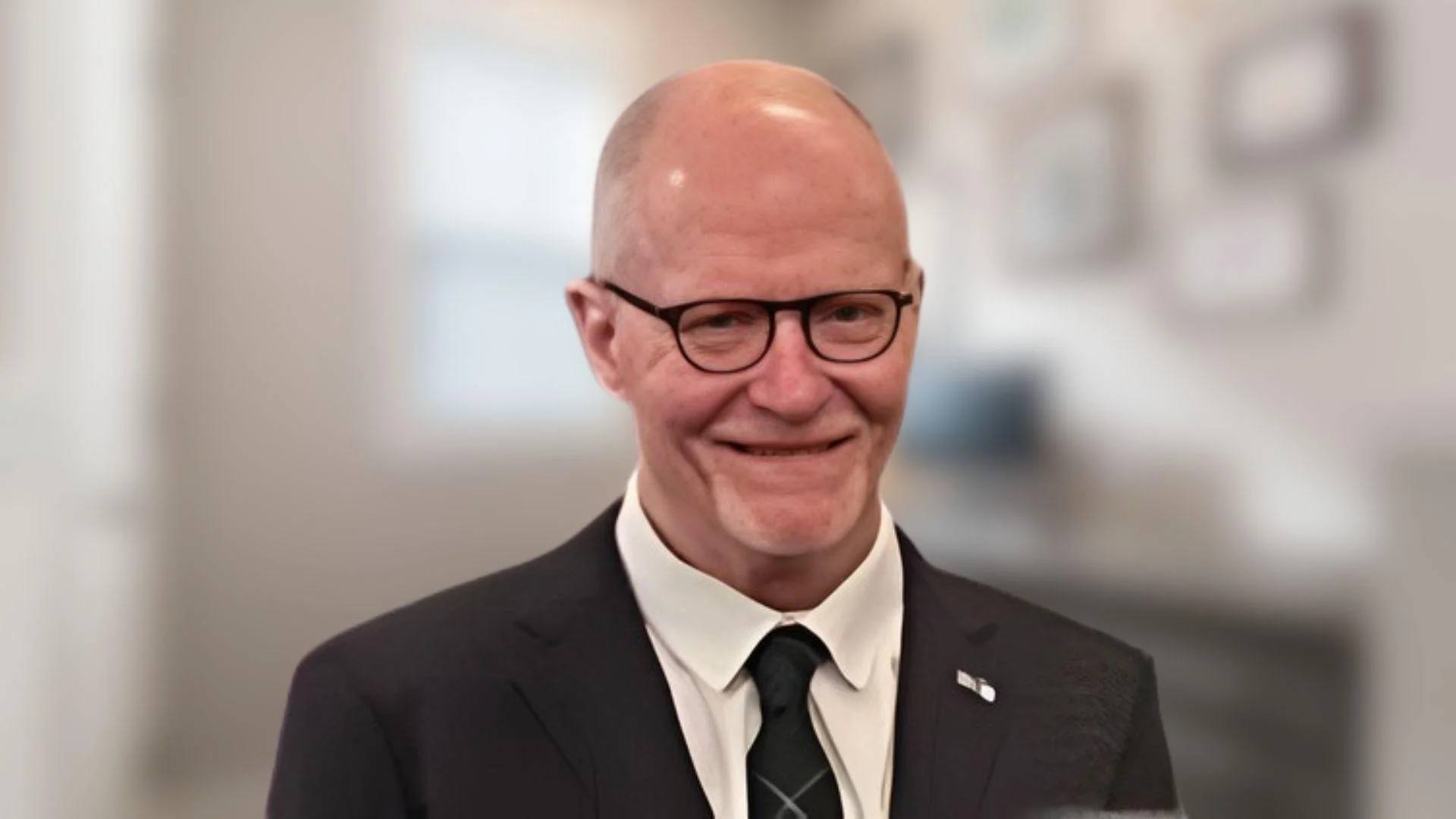 Paul Vallas, Former Chief Executive Officer for Chicago Public Schools Paul Vallas, Former Chief Executive Officer for Chicago Public Schools