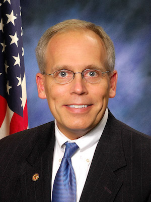 Medium sen. dave syverson headshot