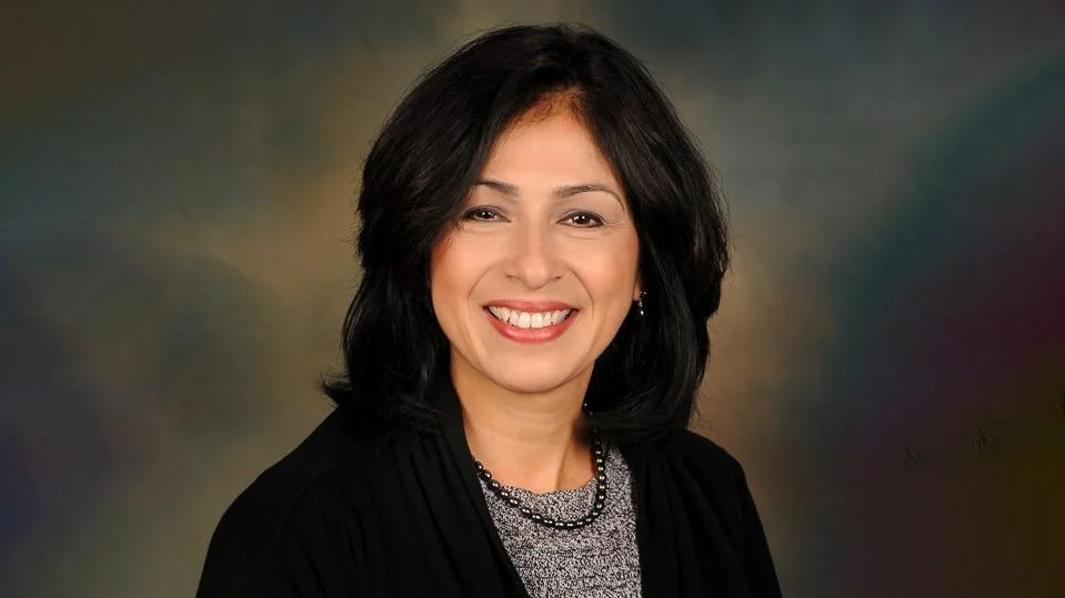 Legislation enabling money transmitters to collect donations for Illinois DREAM Fund clears General Assembly