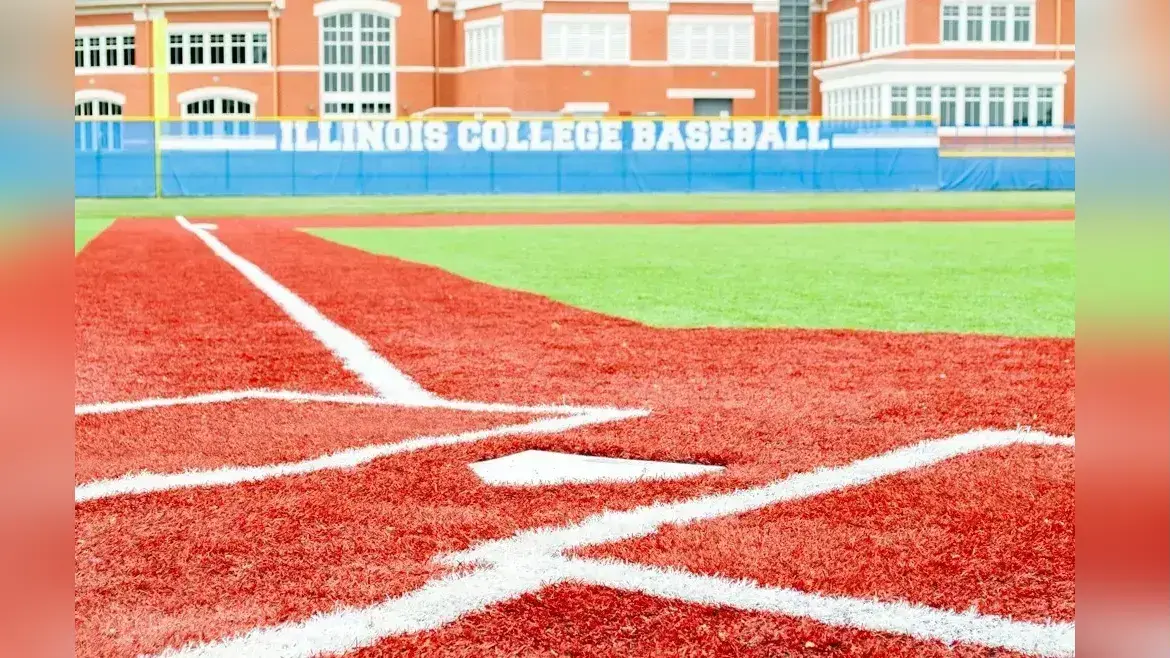 Illinois College sweeps baseball doubleheader against Cornell College