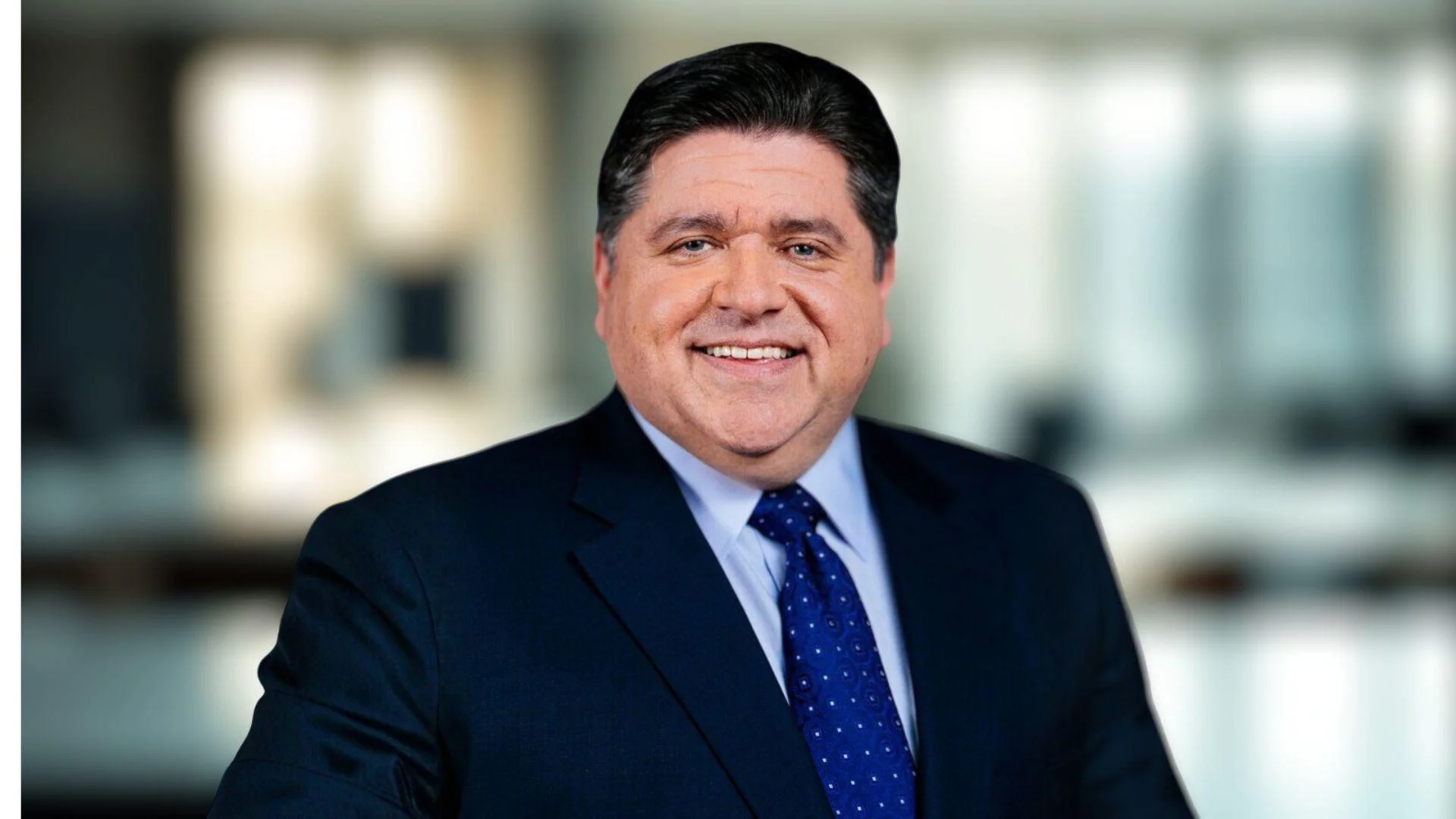 Pritzker reports third consecutive year of growth in Illinois’ illegal immigrant population