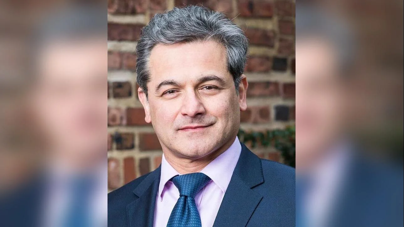 Julian Siggers President & CEO