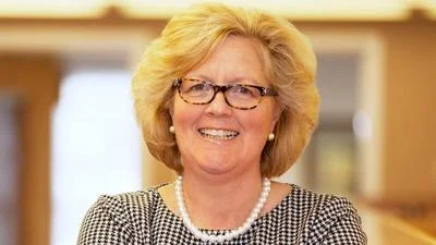 Lawyer Member, St. Charles - Kate L. McCracken