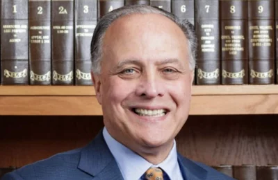 Burr Ridge Mayor Gary Grasso has announced his candidacy for DuPage County Board Chair.