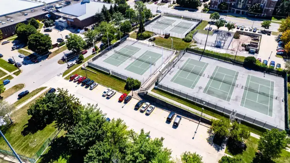 Illinois Wesleyan men’s tennis to host Carroll and Carthage for conference matches